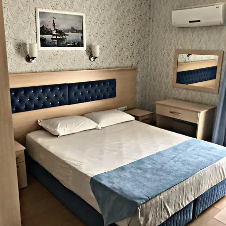 Hotel Lotus *
